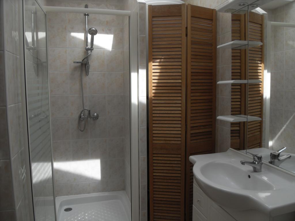 Apartamento Maison En Pierre Port-en-Bessin-Huppain Exterior foto